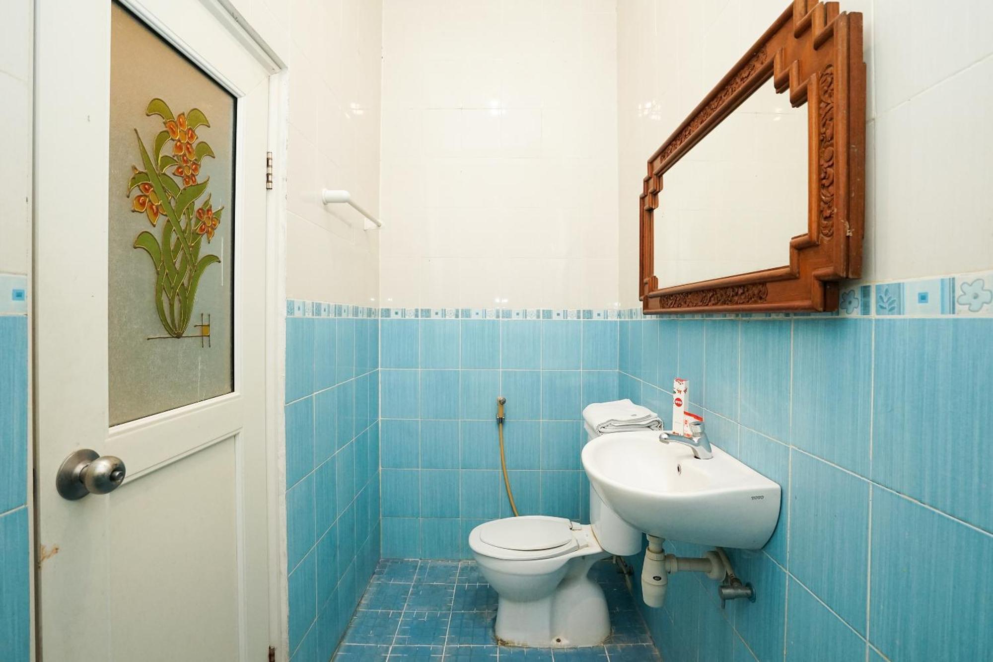 Oyo 425 Mojokerto Guesthouse Екстериор снимка