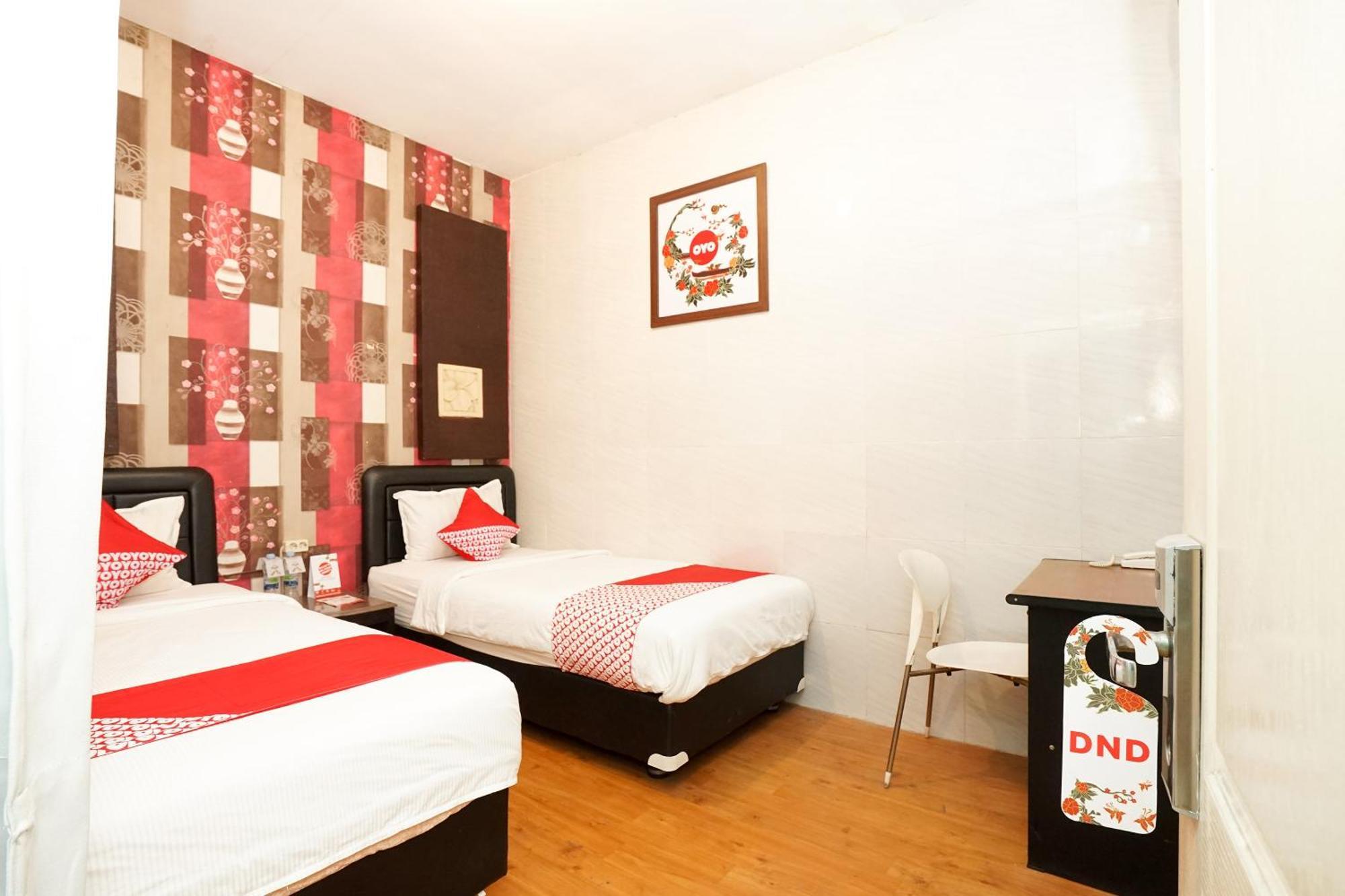 Oyo 425 Mojokerto Guesthouse Екстериор снимка